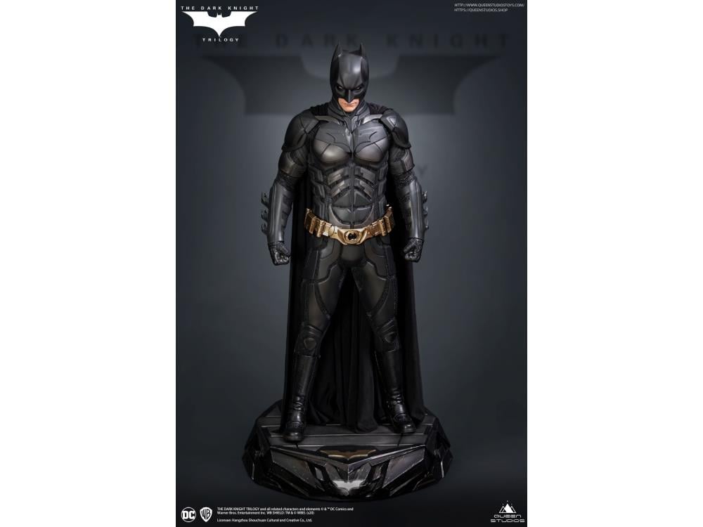 The Dark Knight Batman 1/3 Scale Statue Gallery Image 6
