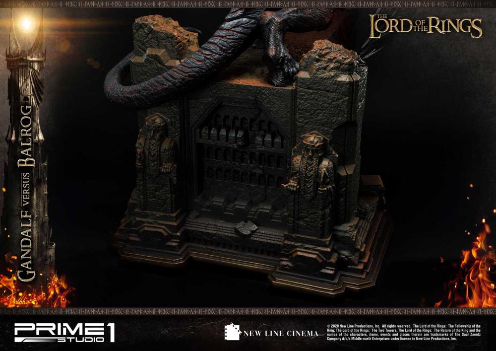 The Lord of the Rings Premium Masterline Gandalf Versus Balrog Limited Edition Statue Gallery Image 17