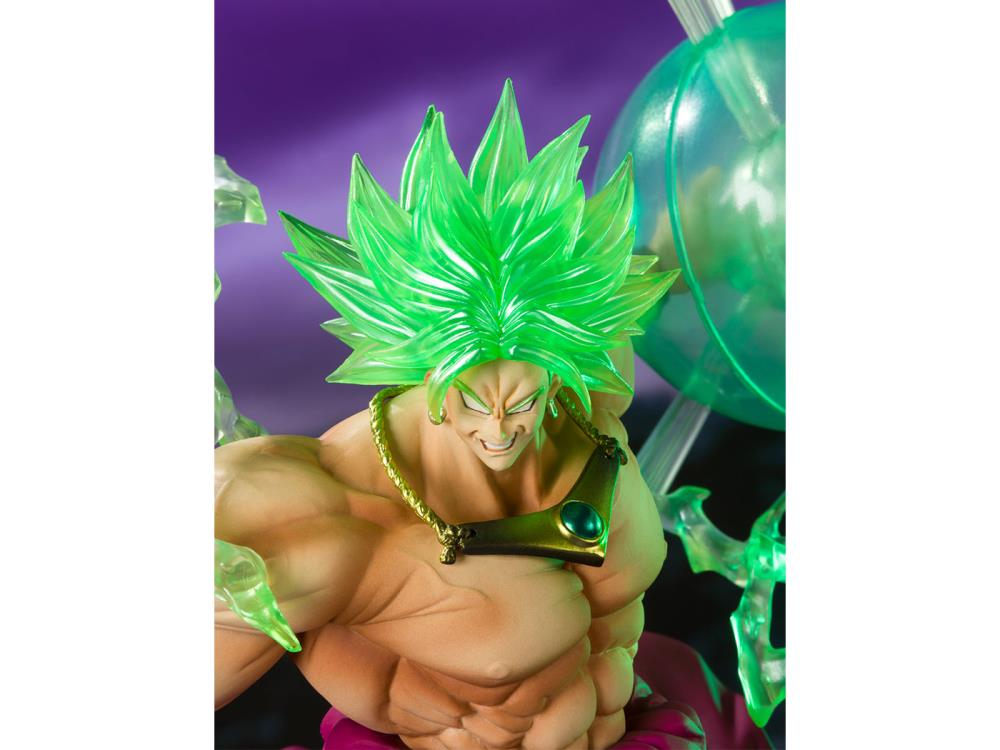 Dragon Ball Z FiguartsZERO Super Saiyan Broly (The Burning Battles) Event Exclusive Color Ver. Gallery Image 5