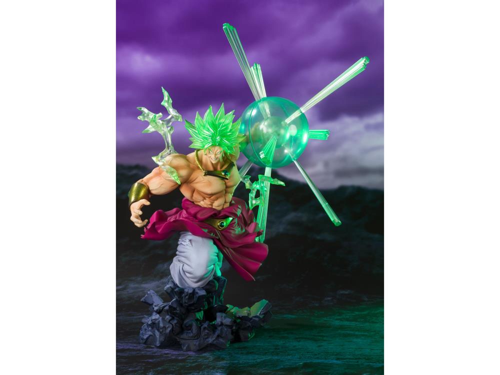 Dragon Ball Z FiguartsZERO Super Saiyan Broly (The Burning Battles) Event Exclusive Color Ver. Gallery Image 3