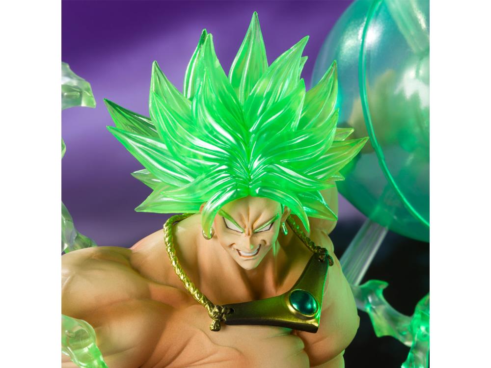 Dragon Ball Z FiguartsZERO Super Saiyan Broly (The Burning Battles) Event Exclusive Color Ver. Gallery Image 6