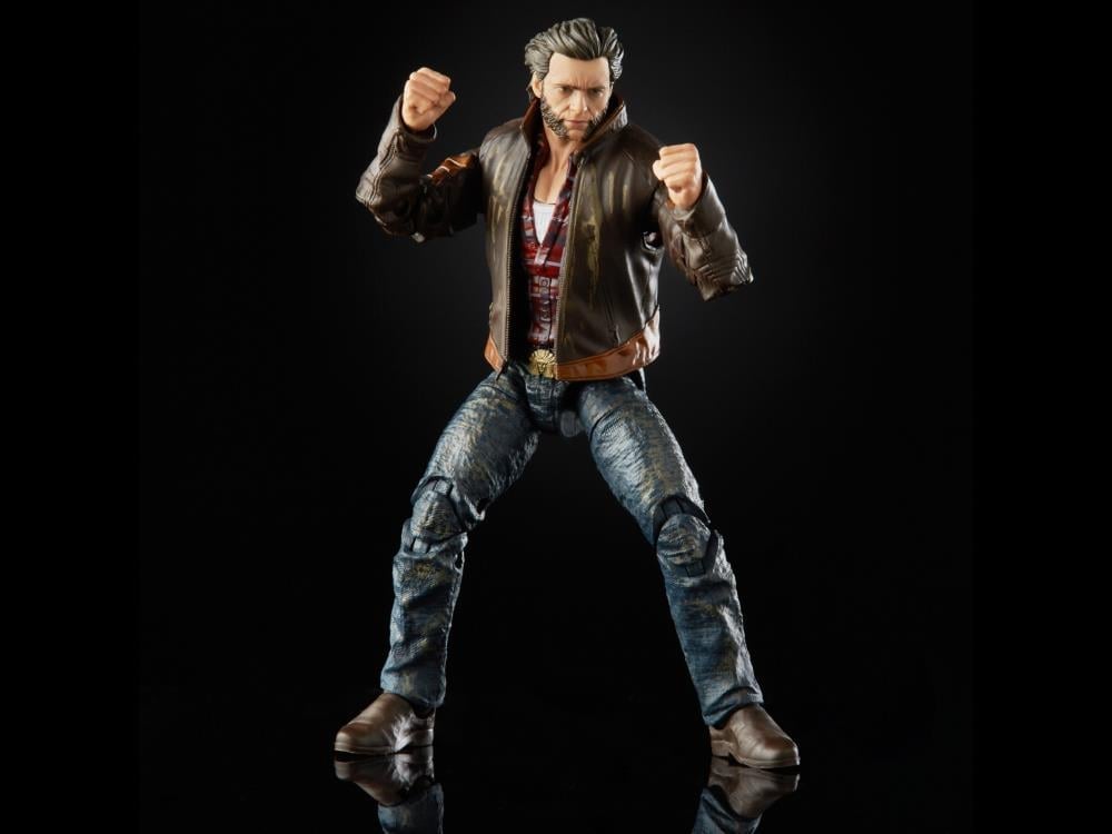 X-Men (2000) 20th Anniversary Marvel Legends Wolverine Action Figure Gallery Image 3