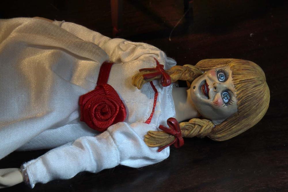 The Conjuring Universe Annabelle Figure Gallery Image 9