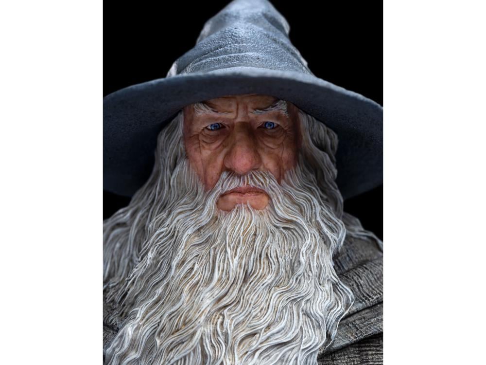 The Lord of the Rings Classic Series Gandalf the Grey Pilgrim 1/6 Scale Statue Gallery Image 14