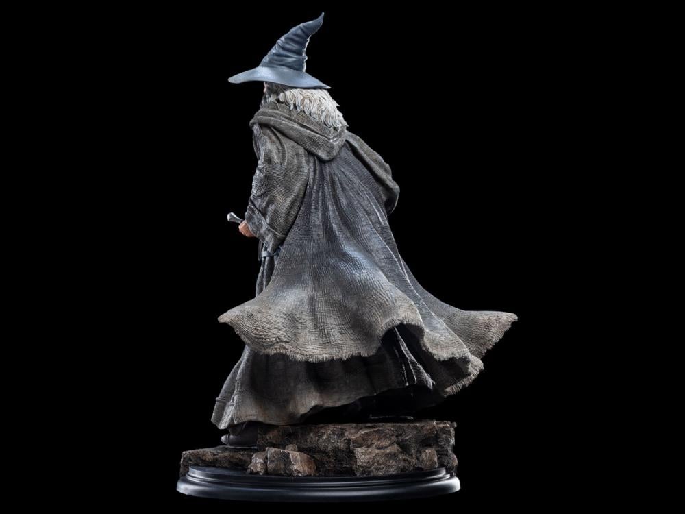 The Lord of the Rings Classic Series Gandalf the Grey Pilgrim 1/6 Scale Statue Gallery Image 6