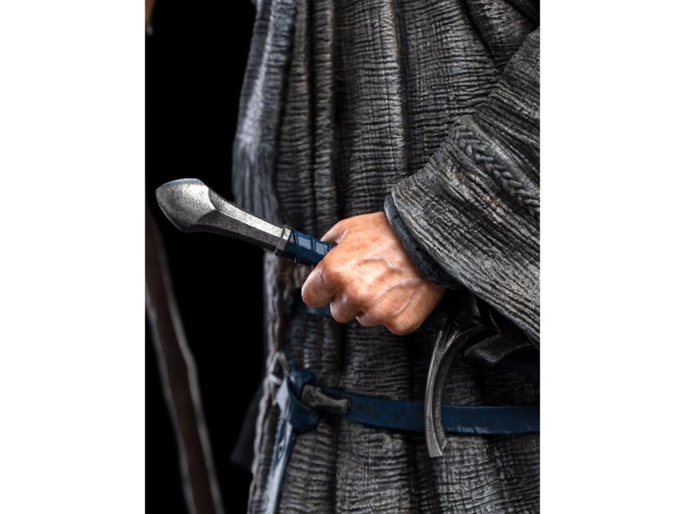 The Lord of the Rings Classic Series Gandalf the Grey Pilgrim 1/6 Scale Statue Gallery Image 11
