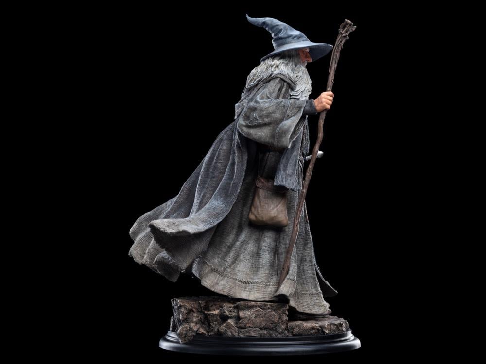 The Lord of the Rings Classic Series Gandalf the Grey Pilgrim 1/6 Scale Statue Gallery Image 9