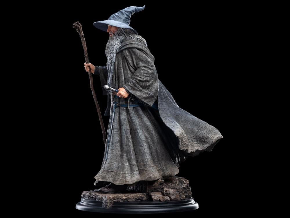 The Lord of the Rings Classic Series Gandalf the Grey Pilgrim 1/6 Scale Statue Gallery Image 5