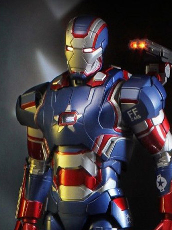 Iron Man 3 Super Alloy Iron Patriot 1/4 Scale Collectible Figure Gallery Image 2