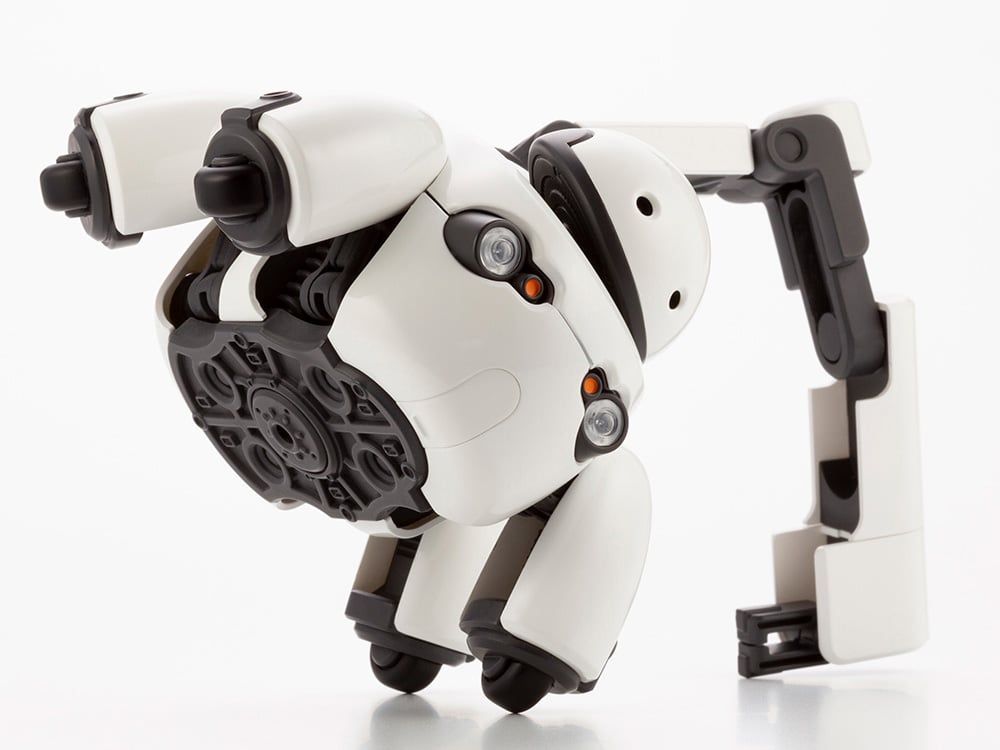 Maruttoys Tamotu (White Ver.) 1/12 Scale Model Kit Gallery Image 7