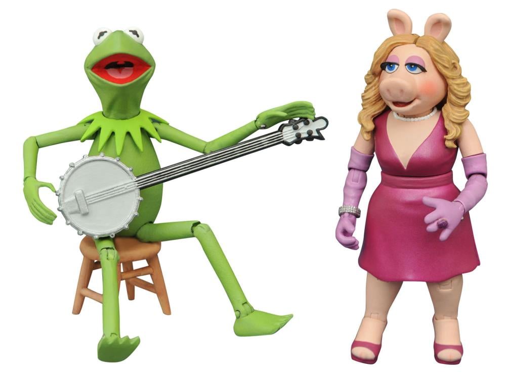 The Muppets Select Best of Series Kermit & Piggy Action Figure Two-Pack Gallery Image 3