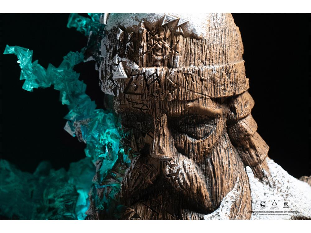 Assassin's Creed Valhalla Eivor 1/4 Scale Limited Edition Statue Gallery Image 18