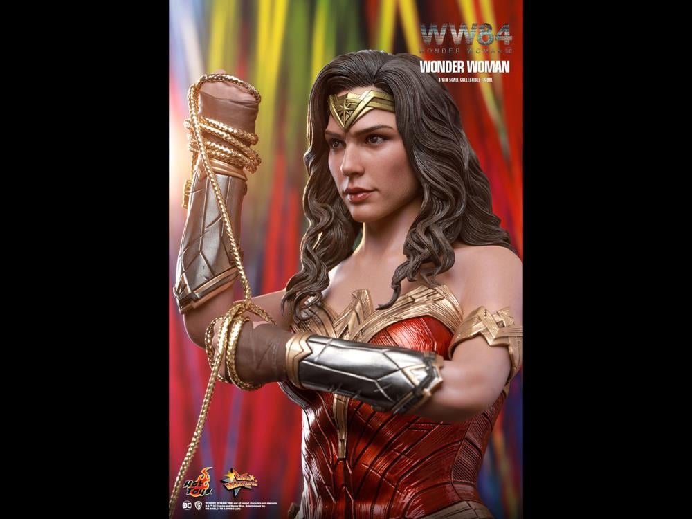 Wonder Woman 1984 MMS584 Wonder Woman 1/6 Scale Figure Gallery Image 17