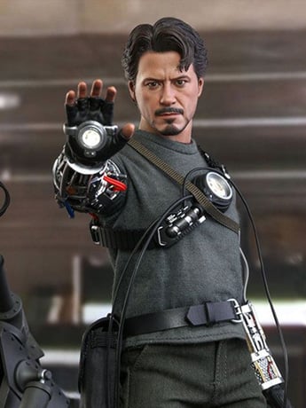 Iron Man MMS582 Tony Stark (Mech Test Ver.) Deluxe 1/6th Scale Collectible Figure Gallery Image 2