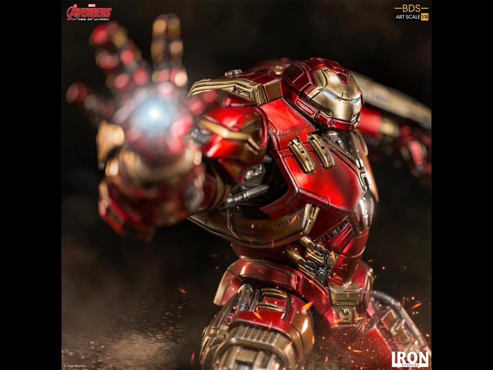 Avengers: Age of Ultron Battle Diorama Series Hulkbuster 1/10 Art Scale Limited Edition Statue Gallery Image 4