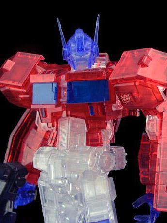 Transformers Furai Optimus Prime (IDW Clear Ver.) SDCC 2020  Exclusive Model Kit Gallery Image 2