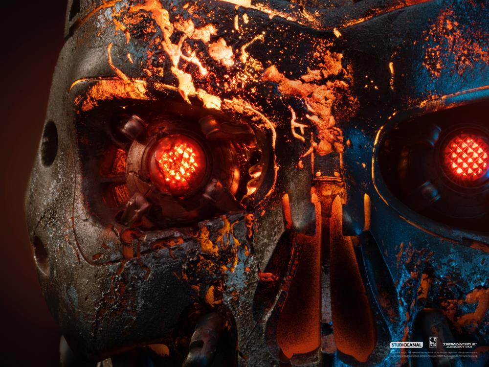 Terminator 2 T-800 Battle Damaged Limited Edition Art Mask Gallery Image 10