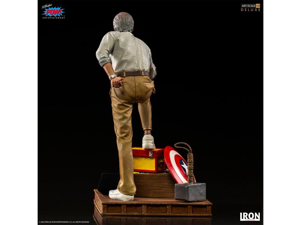 Stan Lee 1/10 Deluxe Art Scale Limited Edition Statue Gallery Image 5