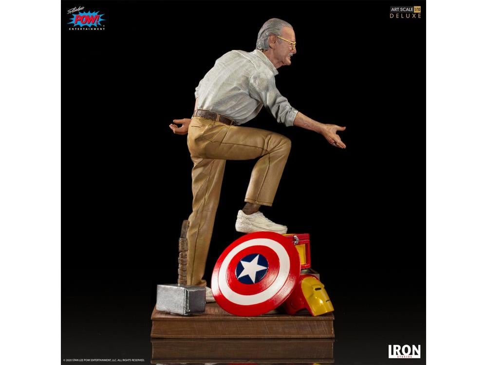 Stan Lee 1/10 Deluxe Art Scale Limited Edition Statue Gallery Image 6