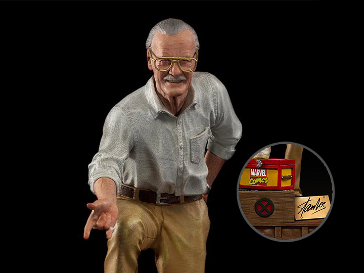 Stan Lee 1/10 Deluxe Art Scale Limited Edition Statue Gallery Image 1