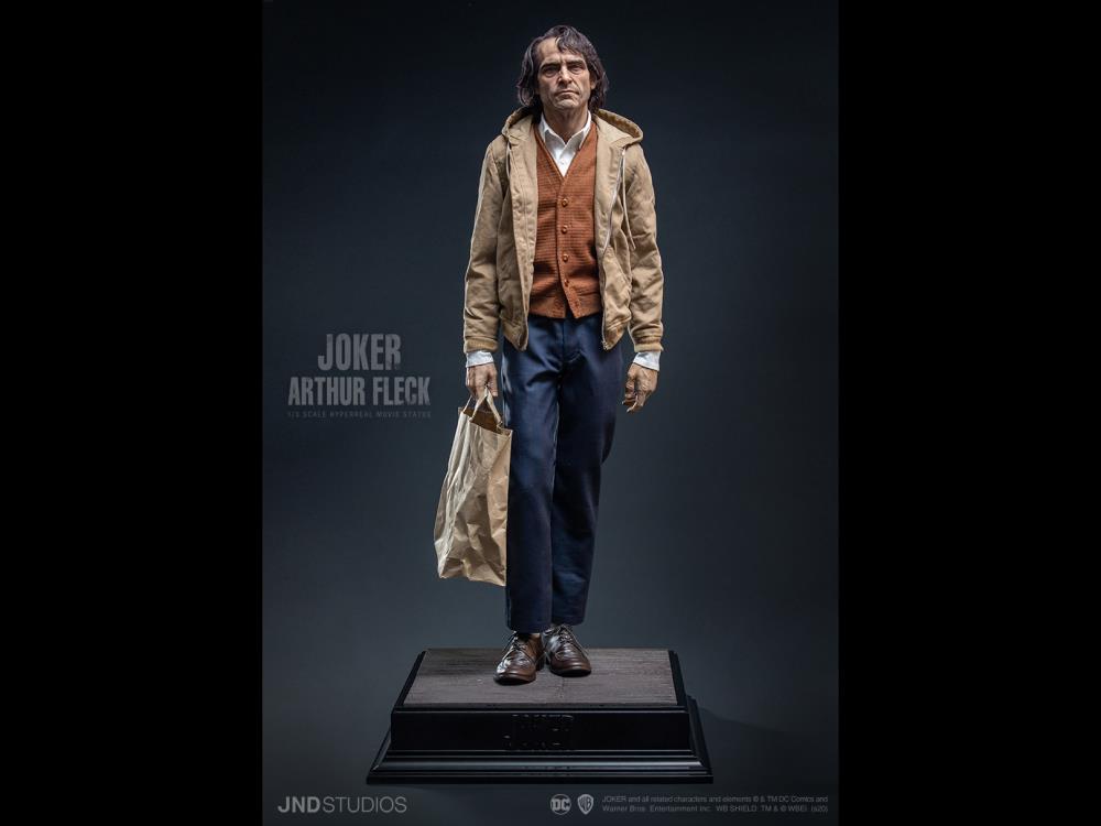 Joker Hyperreal Arthur Fleck 1/3 Scale Statue Gallery Image 9