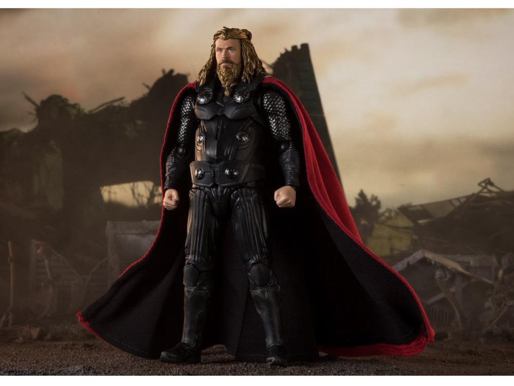 Avengers: Endgame S.H.Figuarts Thor (Final Battle Edition) Action Figure Gallery Image 3