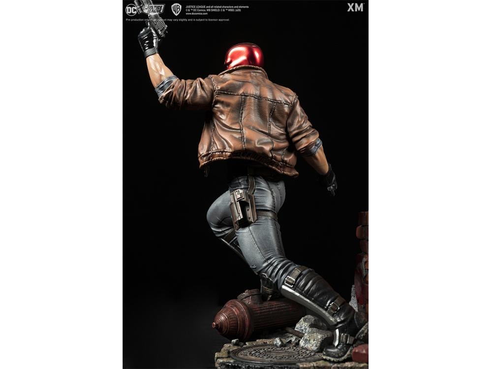 DC Rebirth Premium Collectibles Red Hood Limited Edition Statue Gallery Image 7