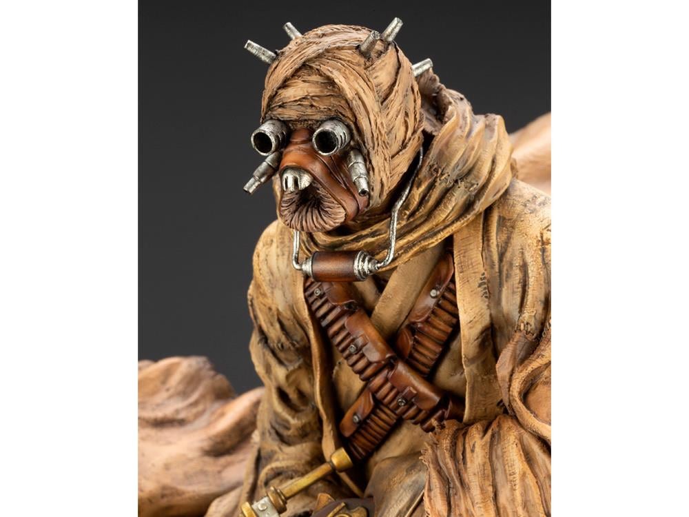 Star Wars ArtFX Artist Series Tusken Raider (Barbaric Desert Tribe) Statue Gallery Image 12