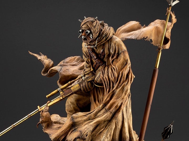 Star Wars ArtFX Artist Series Tusken Raider (Barbaric Desert Tribe) Statue Gallery Image 1