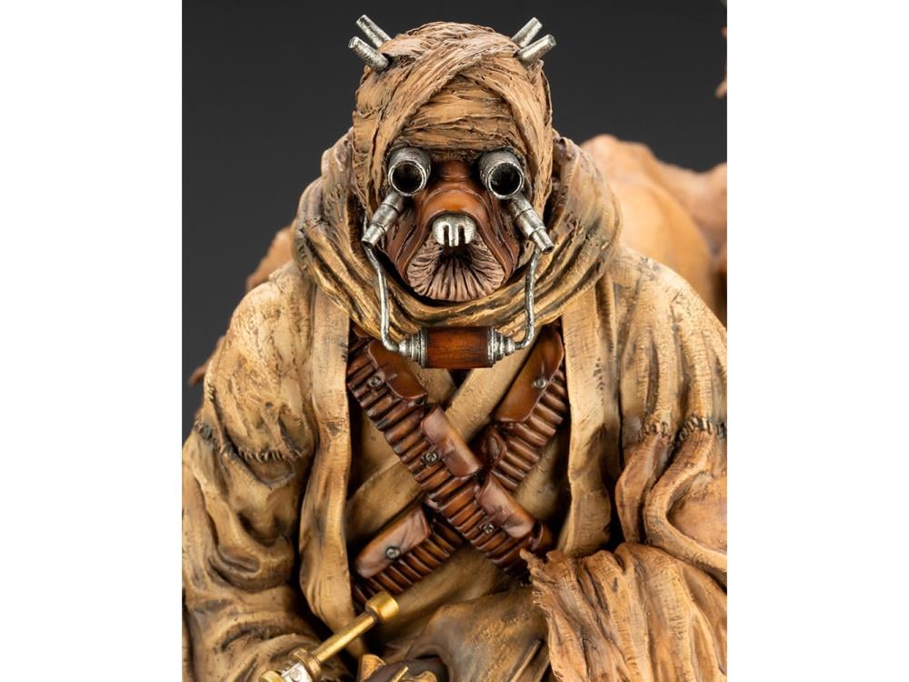 Star Wars ArtFX Artist Series Tusken Raider (Barbaric Desert Tribe) Statue Gallery Image 11