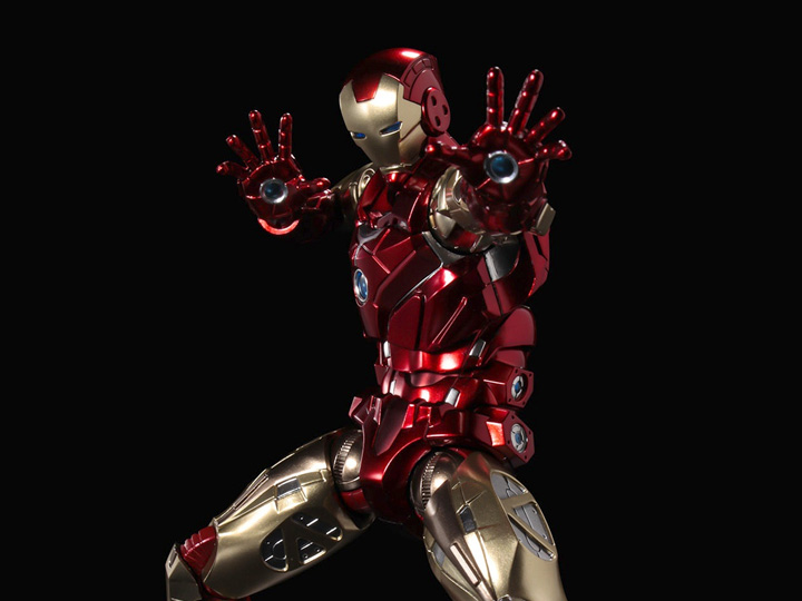 Marvel Fighting Armor Iron Man Figure Gallery Image 1