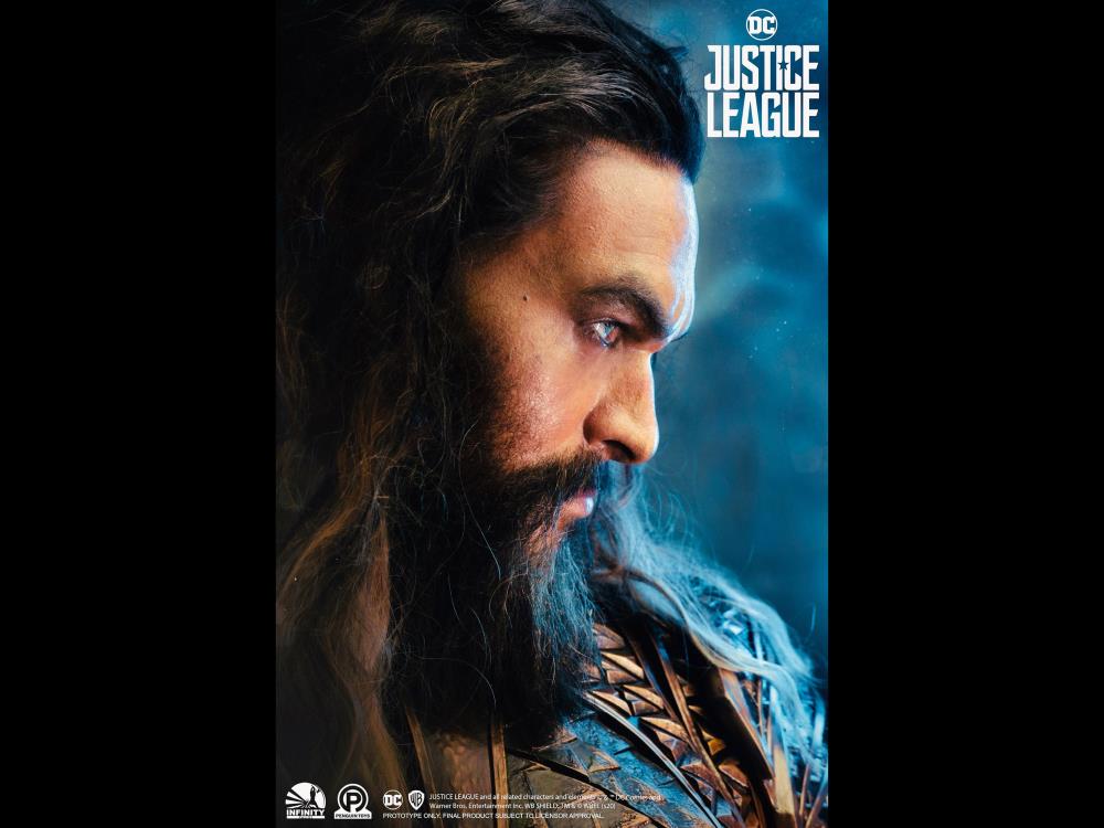 Justice League Aquaman Limited Edition Bust Gallery Image 8