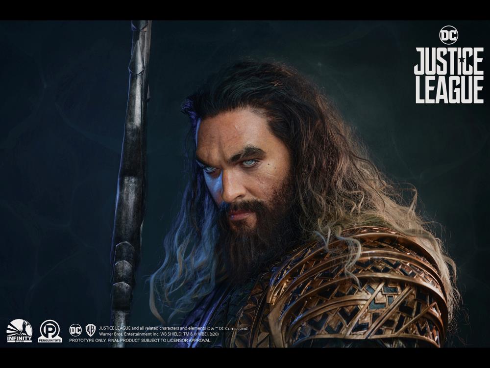 Justice League Aquaman Limited Edition Bust Gallery Image 11