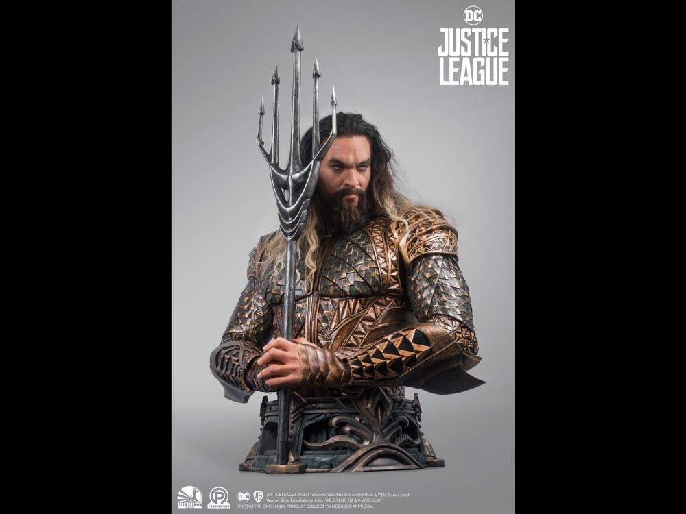 Justice League Aquaman Limited Edition Bust Gallery Image 4