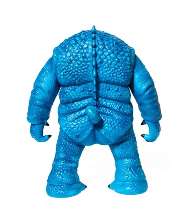 Justin Ishmael Pugloo Blue Limited Edition Designer Figure Gallery Image 3
