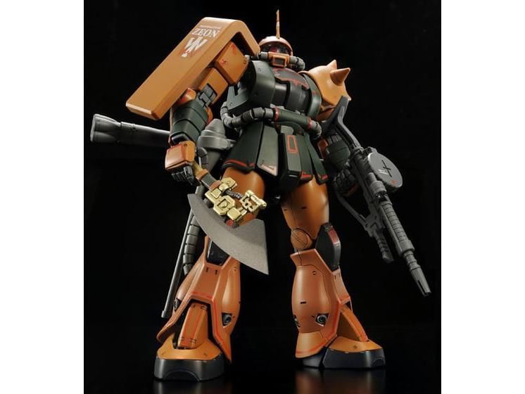 Gundam MG 1/100 MS-06FS Zaku II (Garma Zabi Custom) Exclusive Model Kit Gallery Image 3