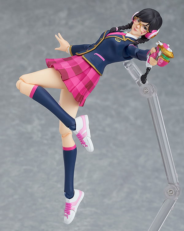 Overwatch figma No.492 D.Va (Academy Skin Edition) Gallery Image 4