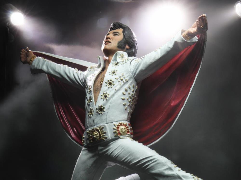 Elvis Presley (Live in '72) 7" Figure Gallery Image 5