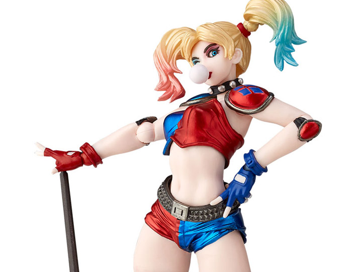 DC Comics Amazing Yamaguchi Revoltech No.015EX Harley Quinn (New Color Ver.) Action Figure Gallery Image 1