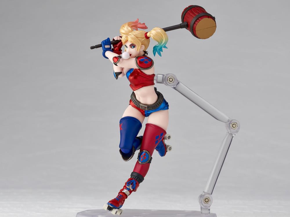 DC Comics Amazing Yamaguchi Revoltech No.015EX Harley Quinn (New Color Ver.) Action Figure Gallery Image 6