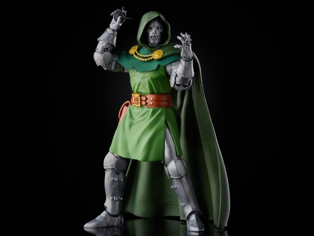 Fantastic Four Marvel Legends Retro Collection Doctor Doom Action Figure Gallery Image 6