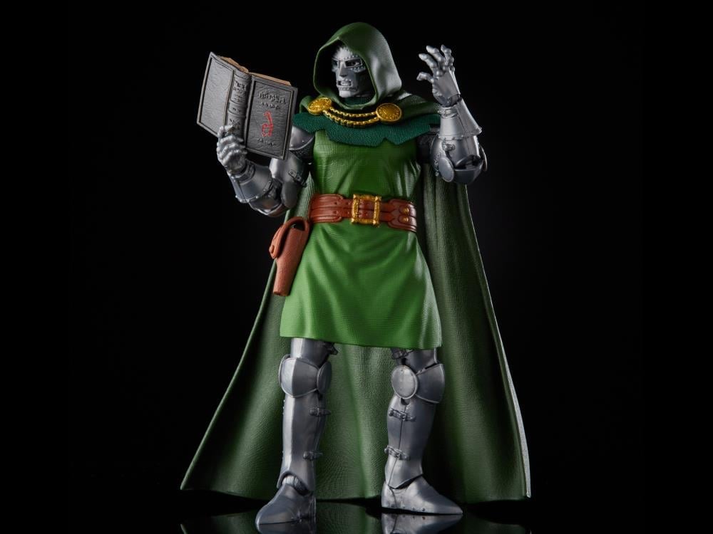 Fantastic Four Marvel Legends Retro Collection Doctor Doom Action Figure Gallery Image 3
