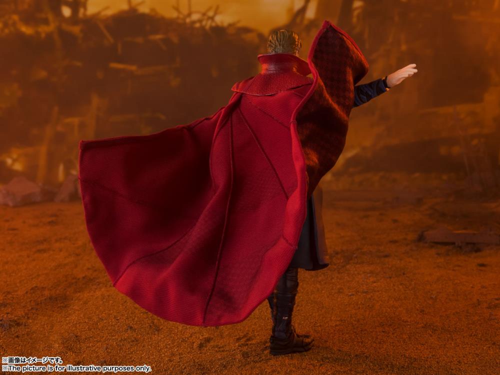 Avengers: Infinity War S.H.Figuarts Doctor Strange (Battle on Titan Edition) Action Figure Gallery Image 4