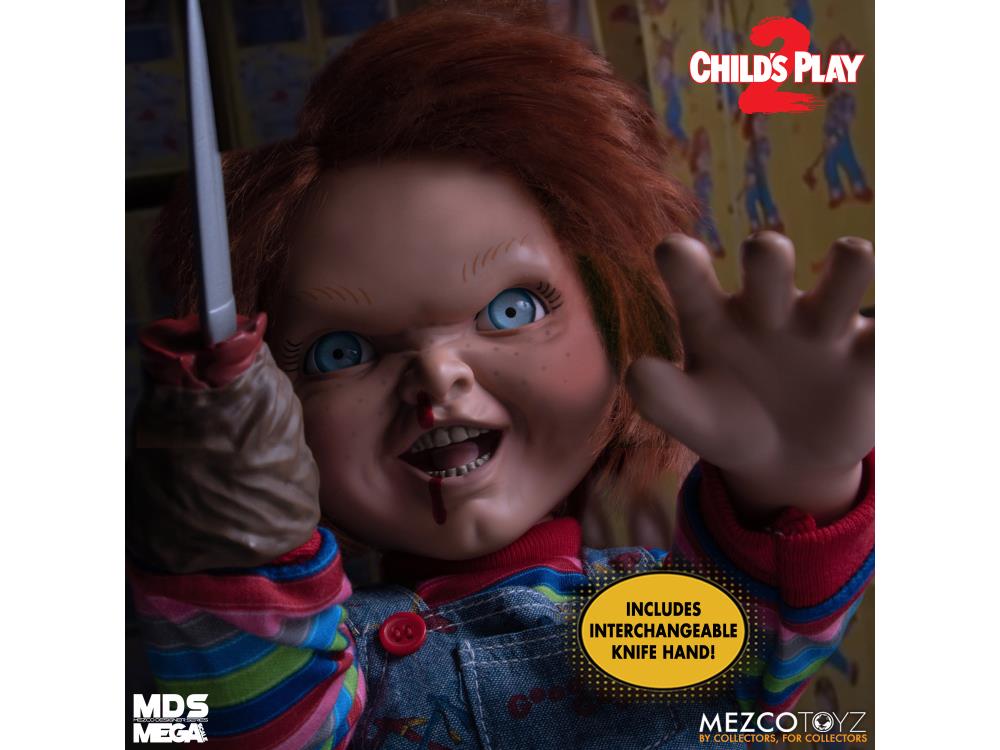 Child's Play 2 Mezco Designer Series Mega Scale Talking Chucky Gallery Image 8