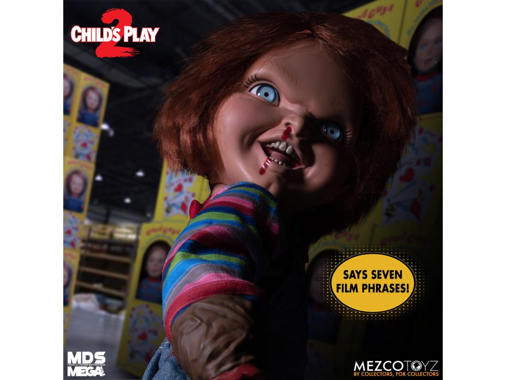 Child's Play 2 Mezco Designer Series Mega Scale Talking Chucky Gallery Image 6