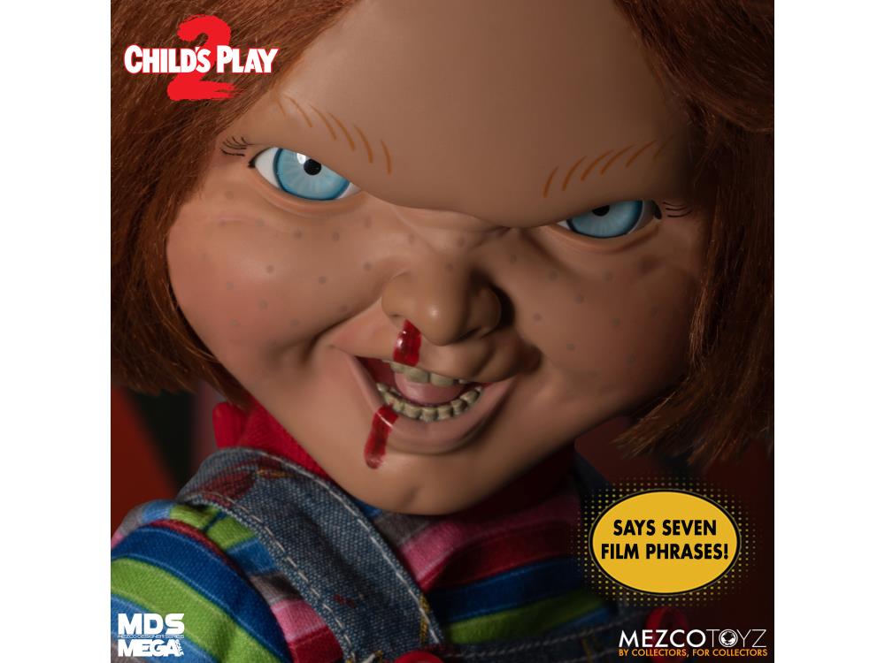 Child's Play 2 Mezco Designer Series Mega Scale Talking Chucky Gallery Image 12