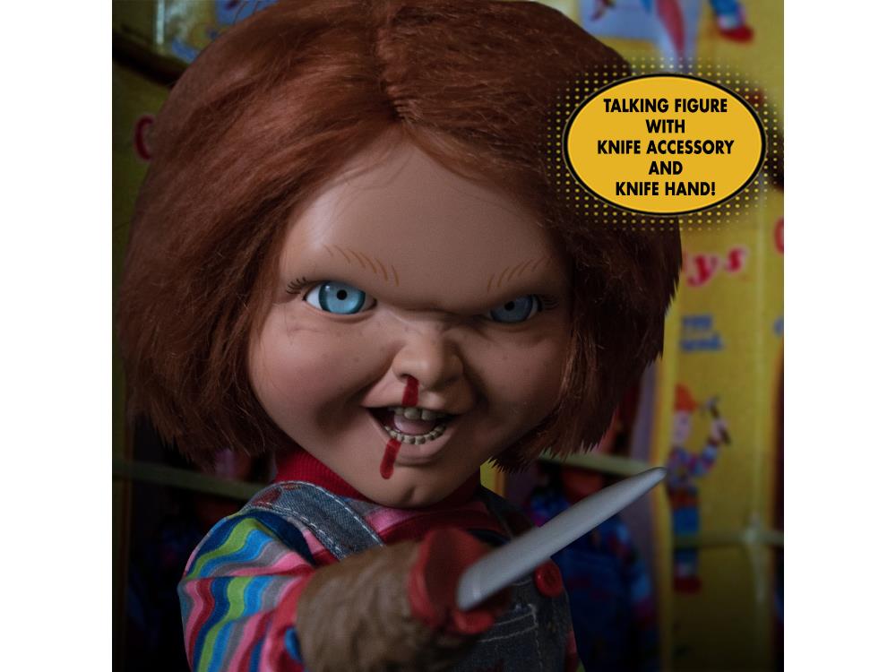 Child's Play 2 Mezco Designer Series Mega Scale Talking Chucky Gallery Image 13