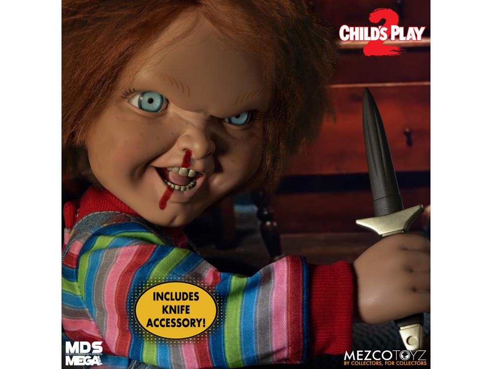 Child's Play 2 Mezco Designer Series Mega Scale Talking Chucky Gallery Image 5