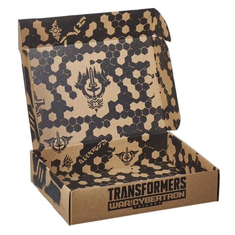 Transformers Generations Selects Shattered Glass Optimus Prime & Ratchet Two-Pack Gallery Image 14