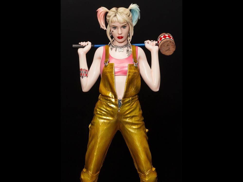 Birds of Prey ArtFX Harley Quinn Statue Gallery Image 15